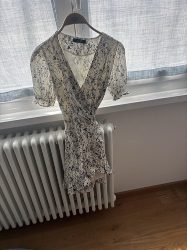 Vestito con fiori - vestito,
